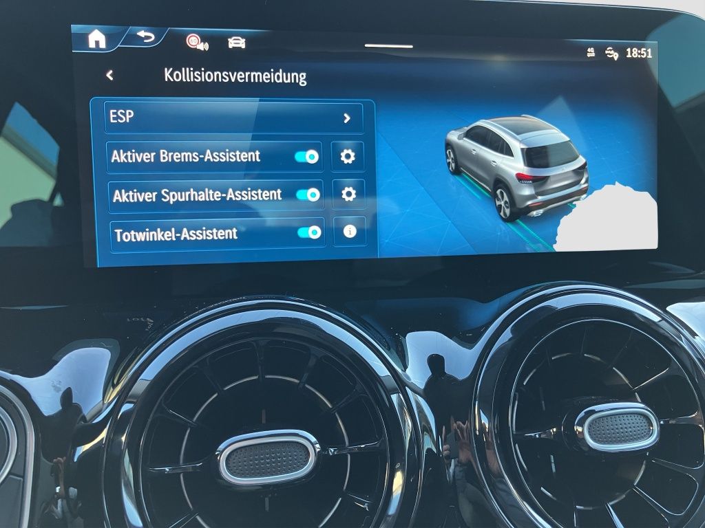 Fahrzeugabbildung Mercedes-Benz GLA 180 LED*AHK*NAVI*KAMERA*TOTWINKEL*DAB