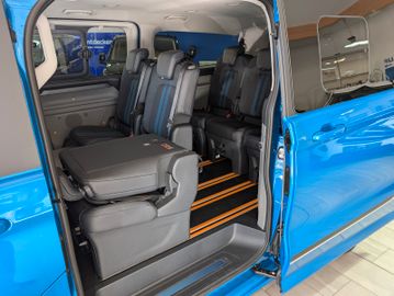 Ford Tourneo Custom 2.0 EcoBlue SPORT L2