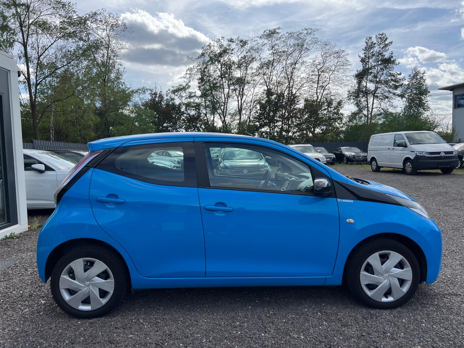 Toyota Aygo AYGO x-cite