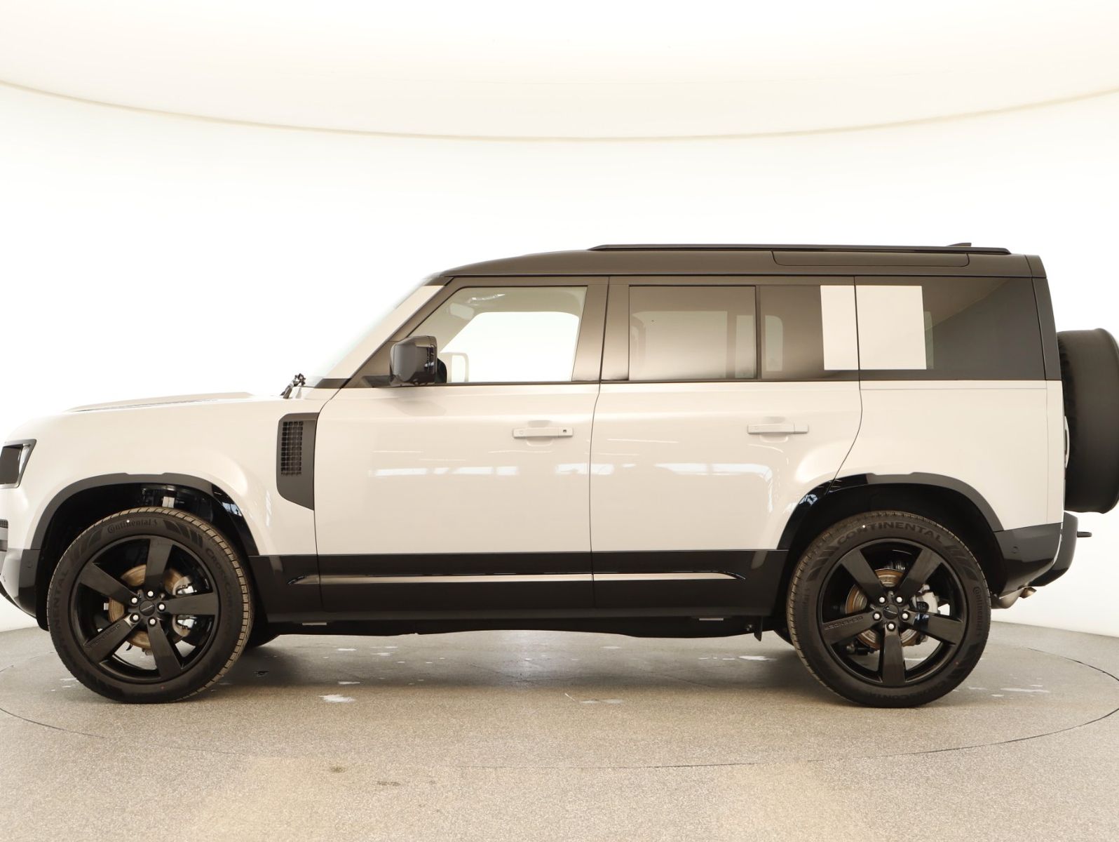 Land Rover Defender 110 X-Dynamic SE imagem 3