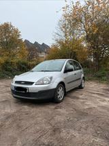 Ford Fiesta 1,3 83500 KM - Ford Fiesta aus 2005: 1.3