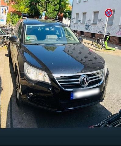 Volkswagen Tiguan VW Tiguan 2,0 TSI Sport
