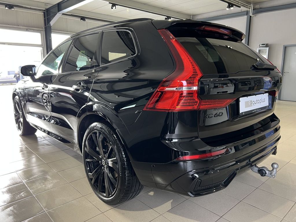 Volvo XC60 T6 Plus Black Edition Recharge AWD B&W HUD