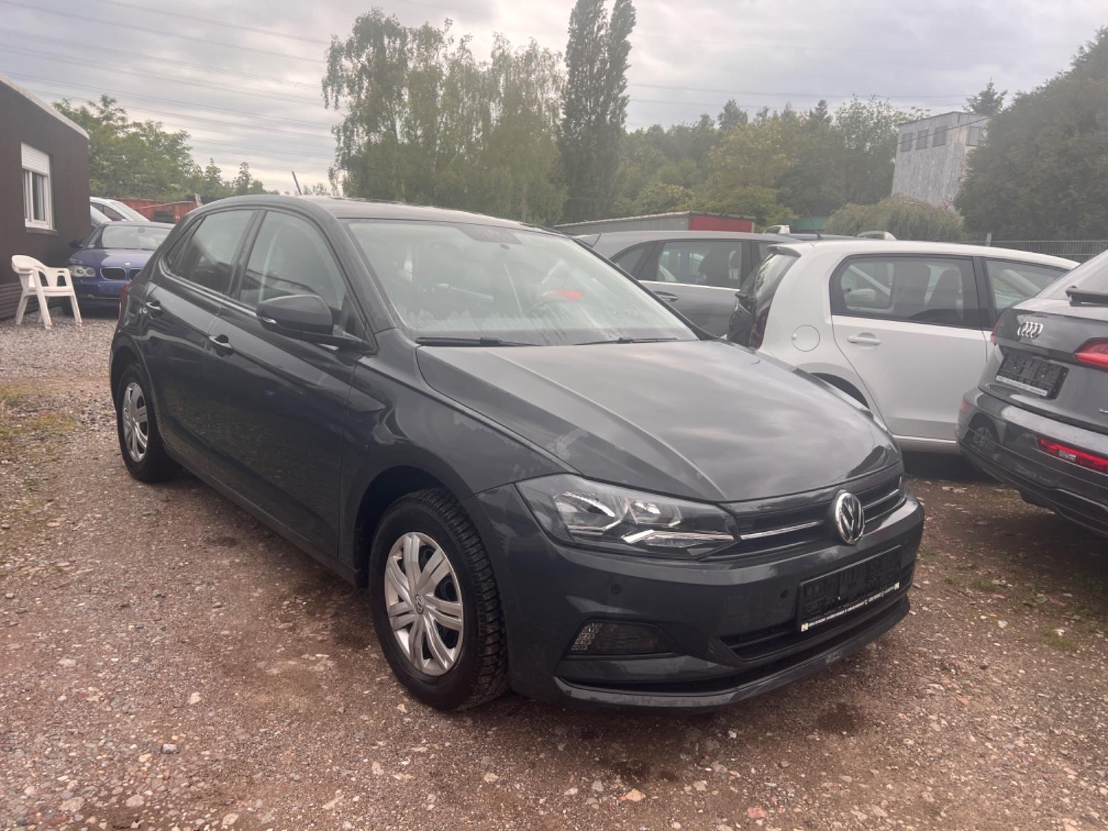 Volkswagen Polo VI Trendline