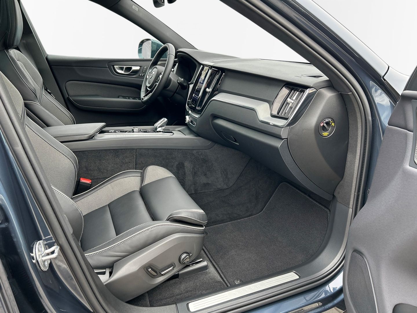 Volvo XC60 Recharge T6 AWD Plus Bright 21'' ACC Luft 3 imagem 3