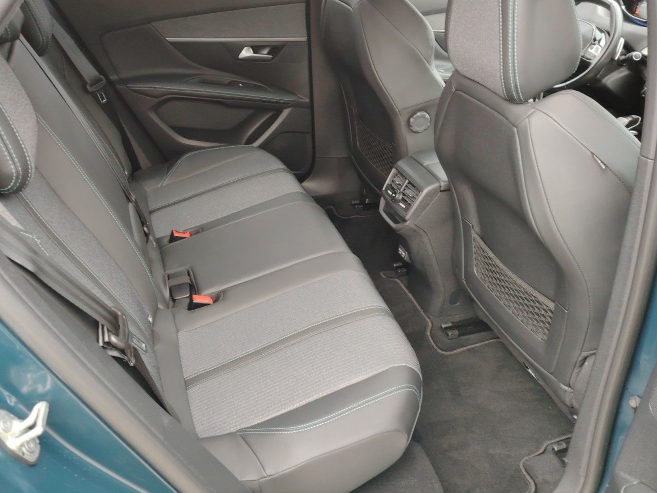 Fahrzeugabbildung Peugeot 3008 Allure Pack