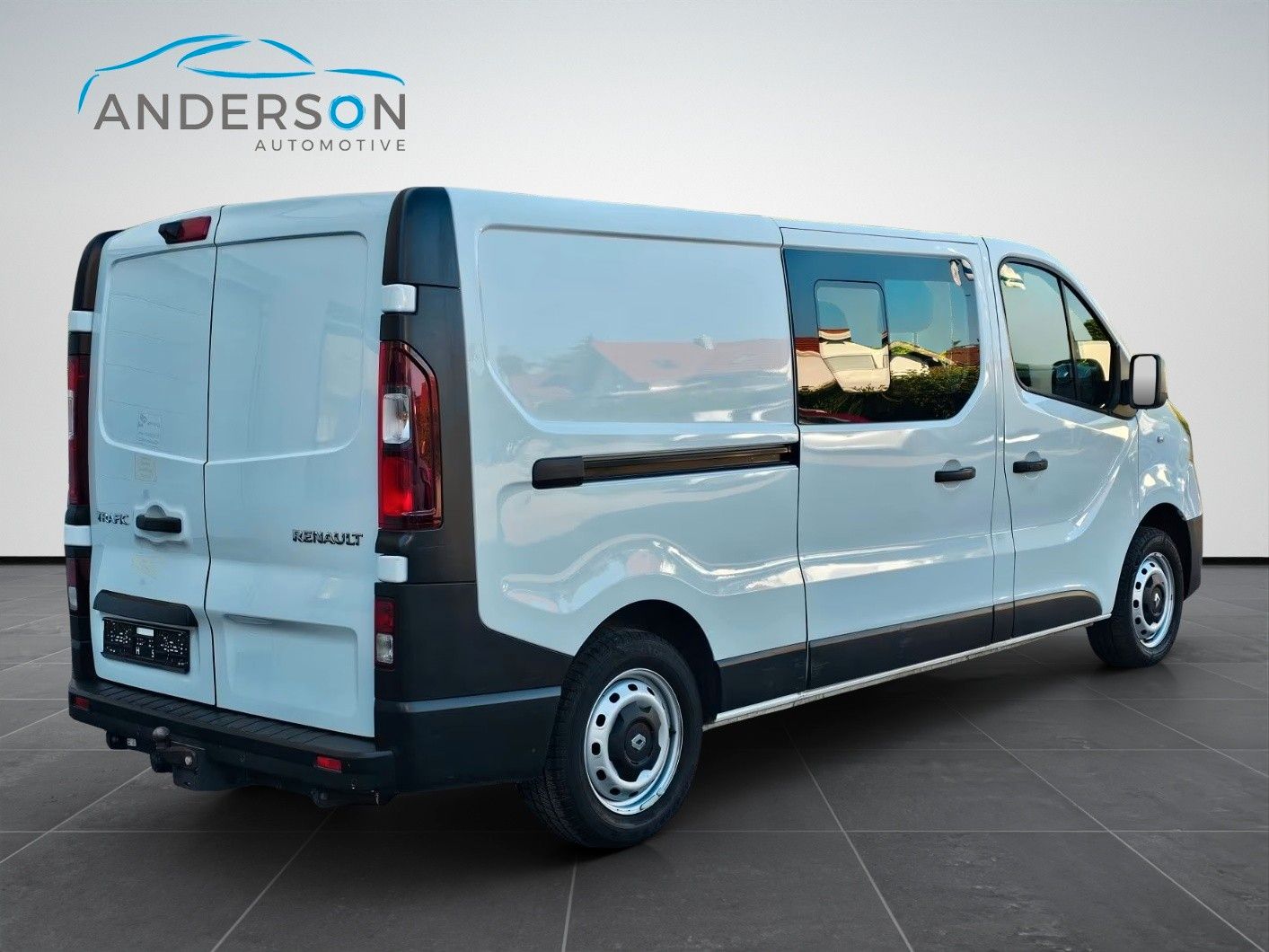 Fahrzeugabbildung Renault TRAFIC KASTEN L2H1 DOKA 2,9T KOMFORT 6-SITZER