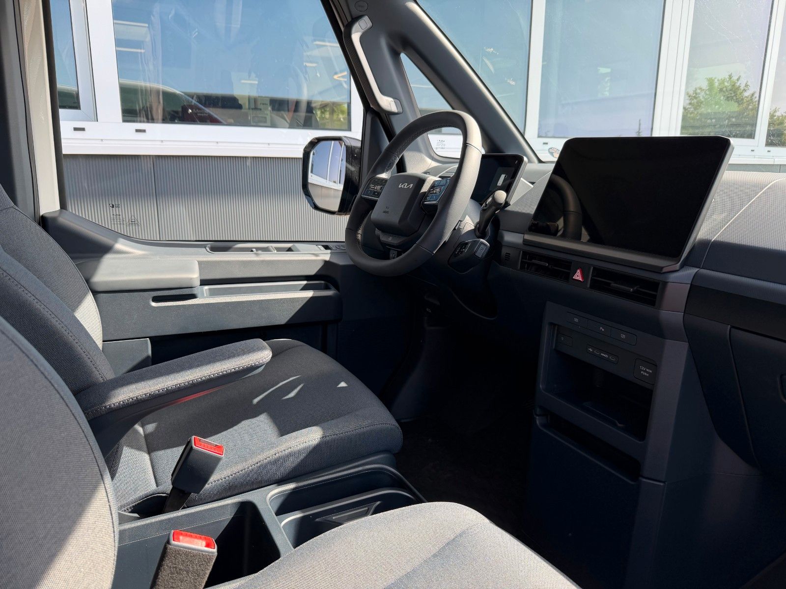 Fahrzeugabbildung Kia PV5 Cargo L2H1 71,2 Elite WP AW Laderaumausklei