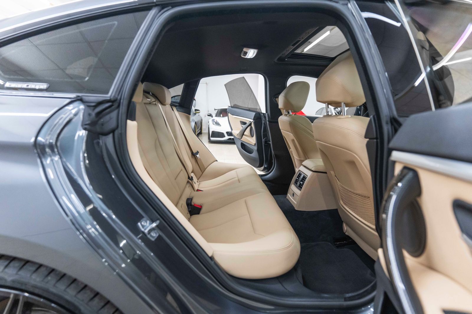 Fahrzeugabbildung BMW 430i GC M-Performance HIFI LED KAM NAV CARPLAY