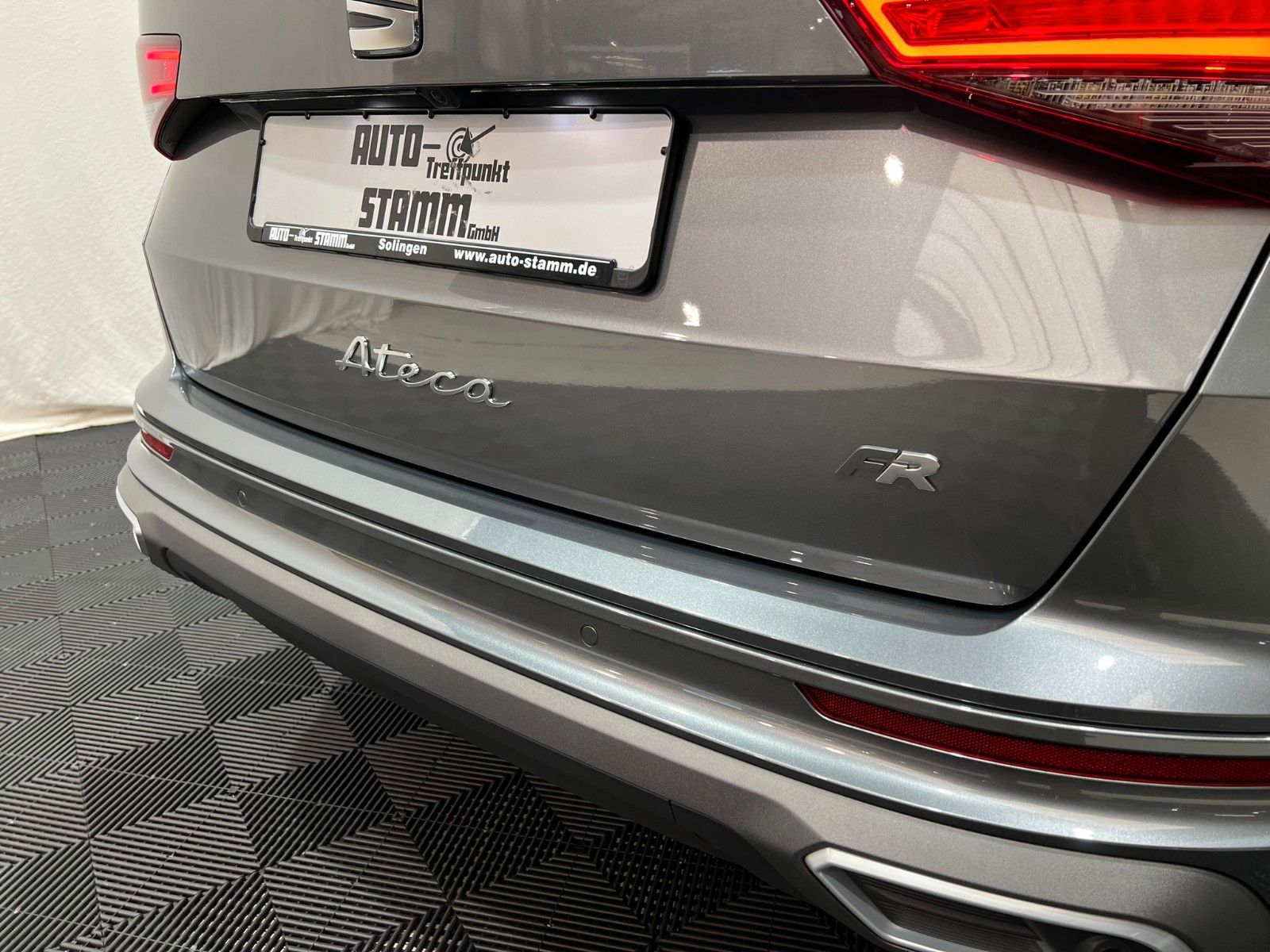 Fahrzeugabbildung SEAT Ateca 1.5 TSI FR DSG