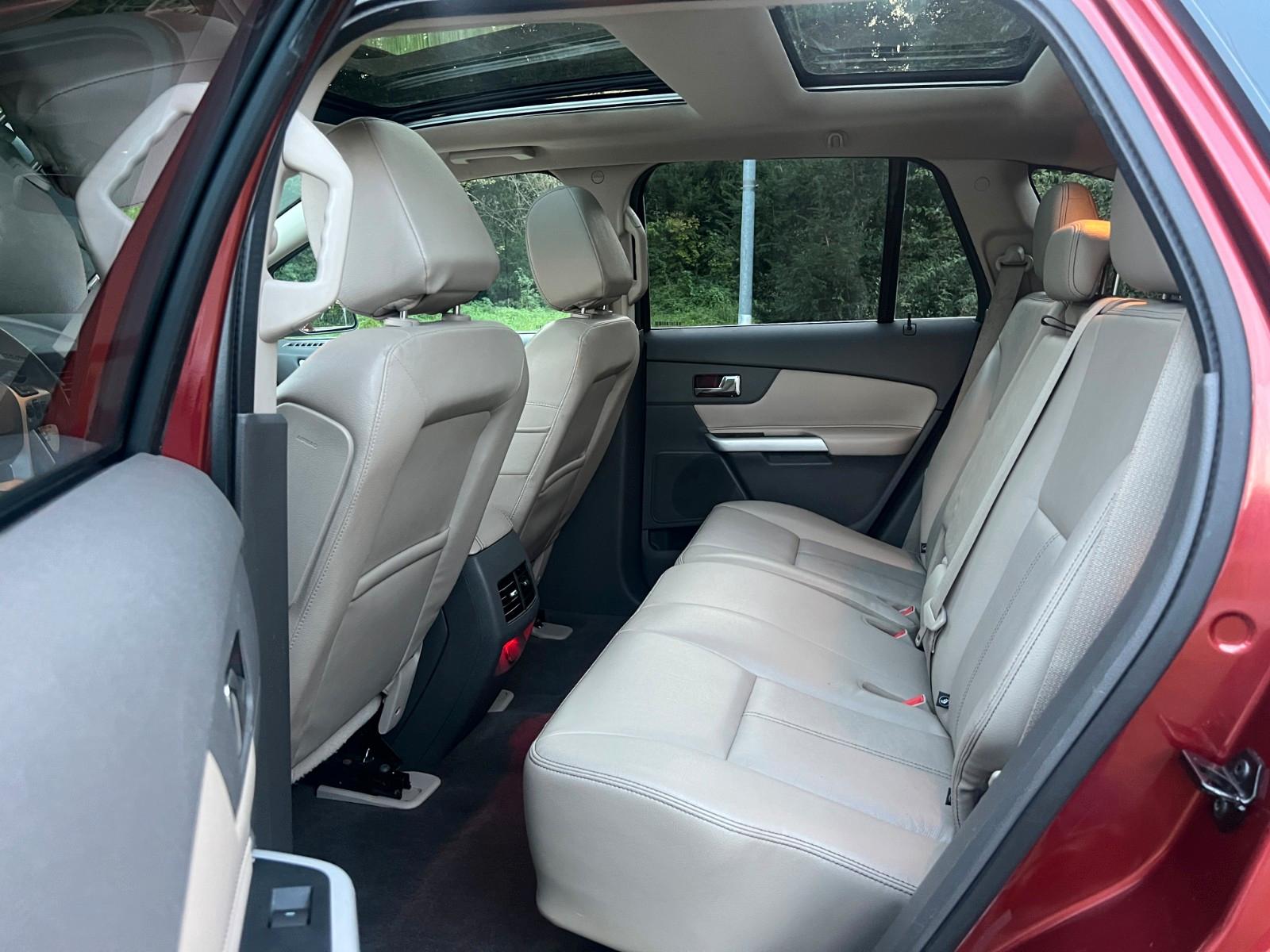 Ford Edge LTD 3.5L AWD *Vollausstattung*Pano*Kamera!