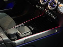 MERCEDES-BENZ GLB 35 AMG*CAM*AMBIENTE*AHK*ACC*NIGHT*SOUND*LED*