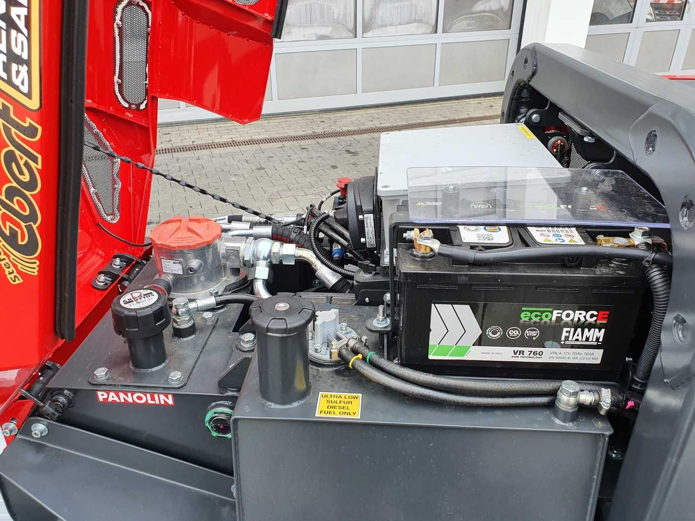 Fahrzeugabbildung Andere Seppi M. MAX 75 LE 75 PS Raupe / Mulcher / Funk