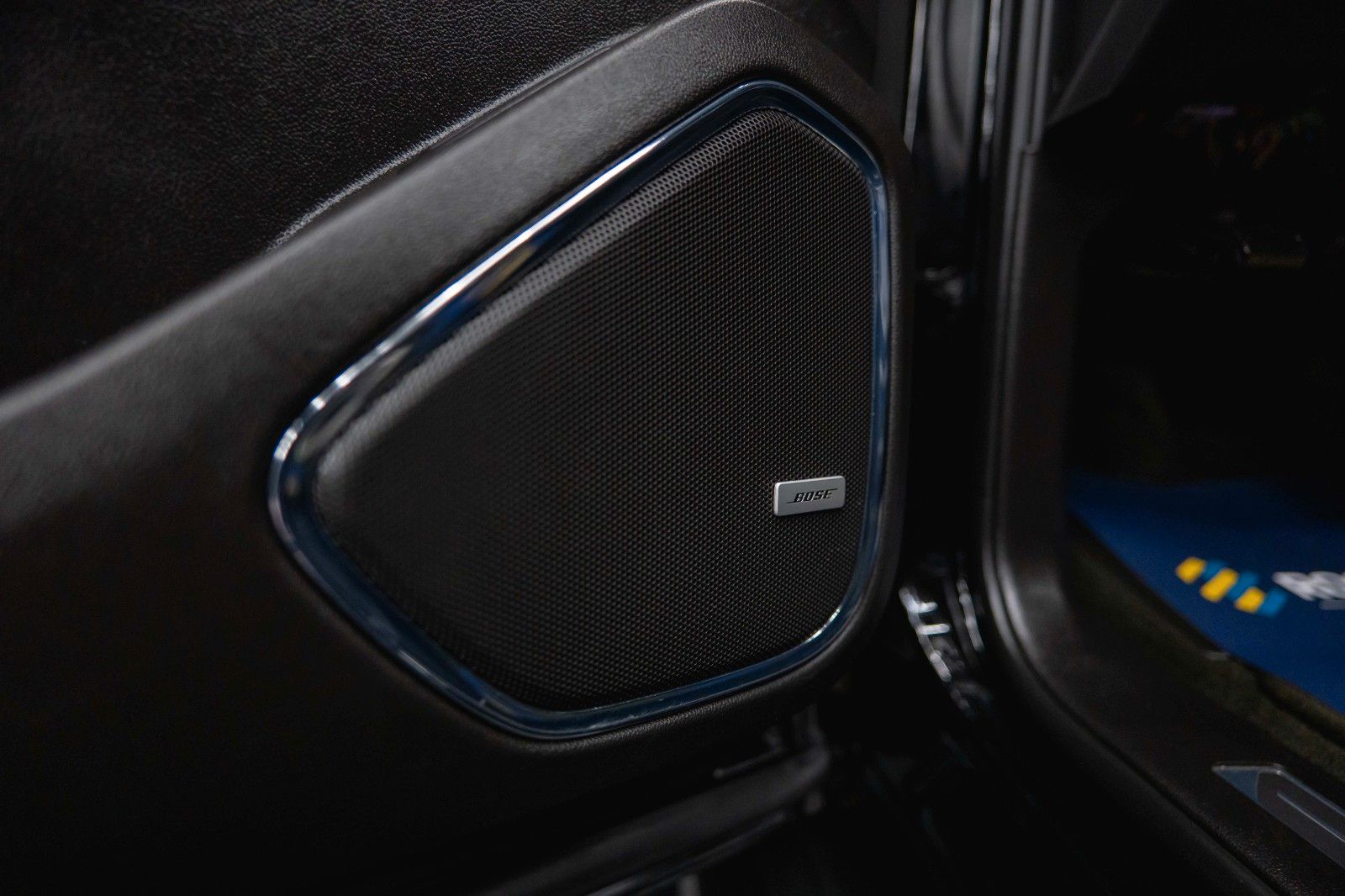 Fahrzeugabbildung GMC Yukon 6.2 V8 DENALI 4x4 LED *Unfallfrei*TV*ACC*