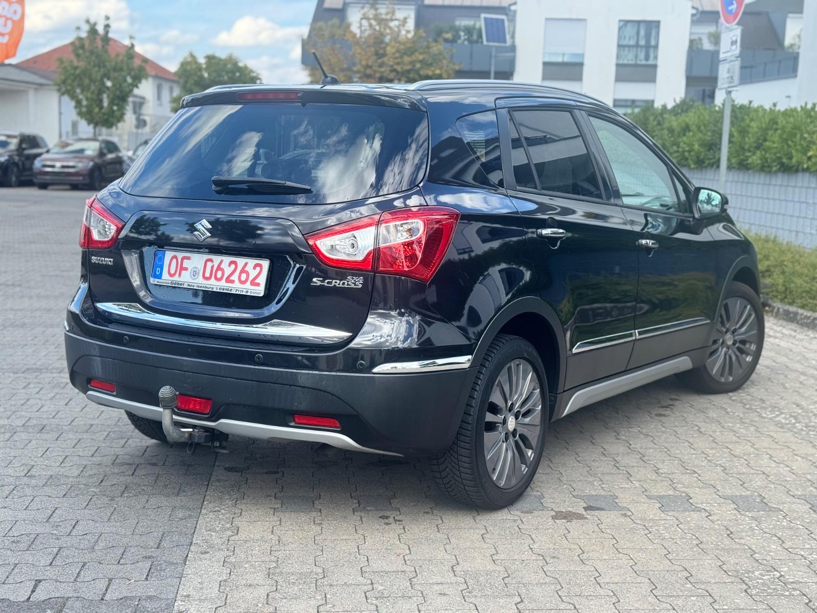 Suzuki SX4 S-Cross Comfort+* 1.Hand*Pano*AHK*Leder
