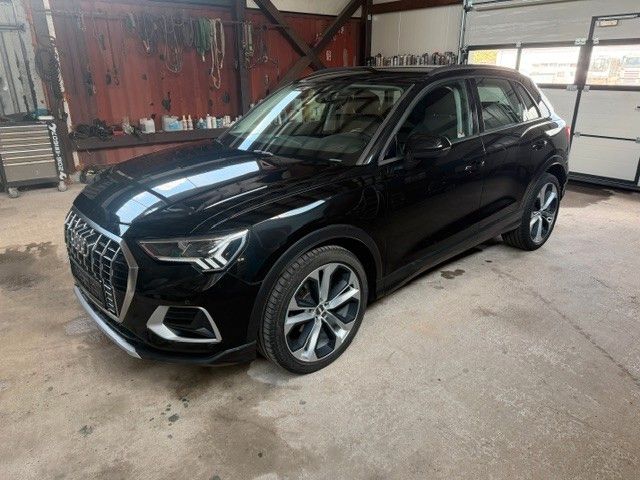 AUDI Q3 35 TDI advanced