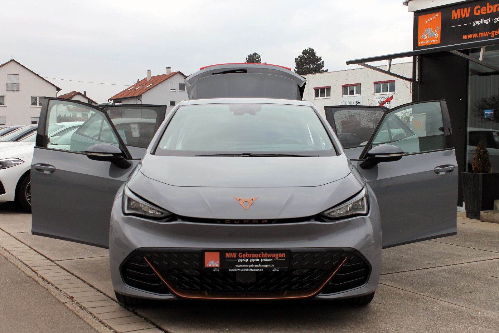 Fahrzeugabbildung CUPRA Born 150kW/58kWh LED SHZ KAM HUD ACC CarPlay PDC