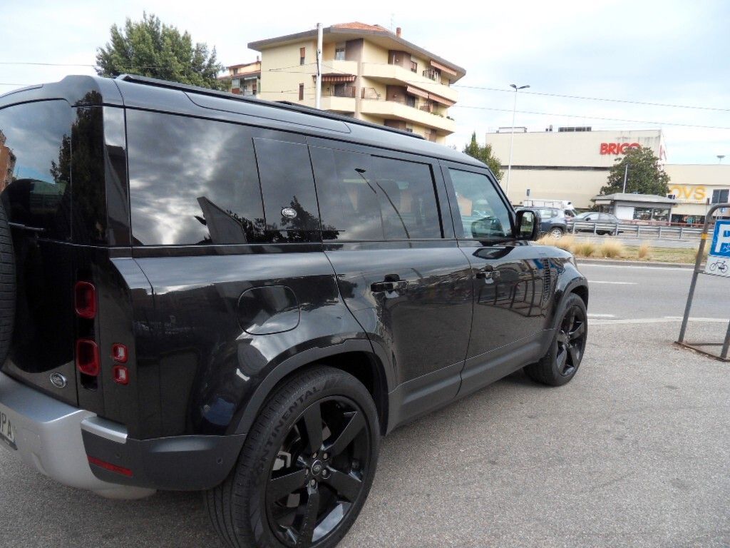 Land Rover Defender 110 3.0D I6 200 CV AWD Auto  imagem 3