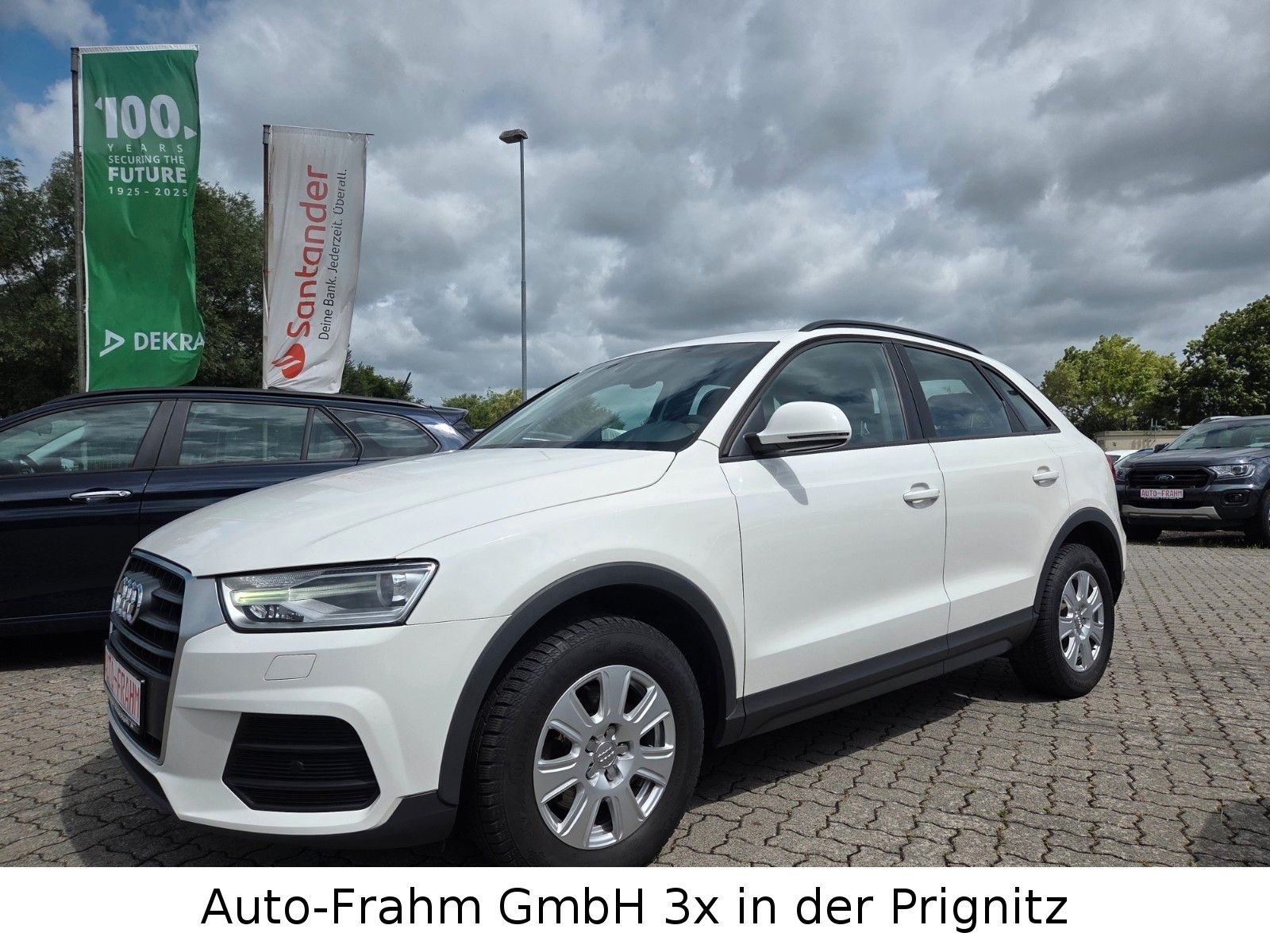 AUDI Q3 NAVI LED SHZ AUTOMATIK