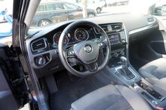 Fahrzeugabbildung Volkswagen Golf VII Lim. Highline BMT DSG Pano Klima Temp!