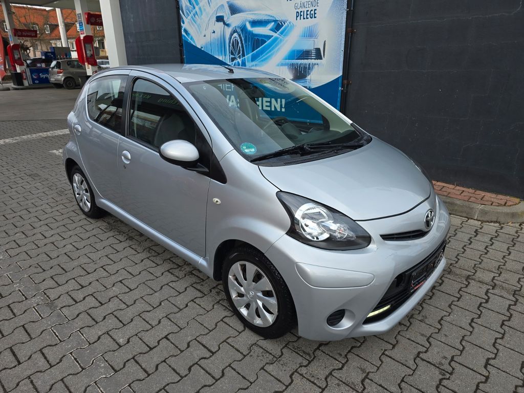 Toyota Aygo (X)