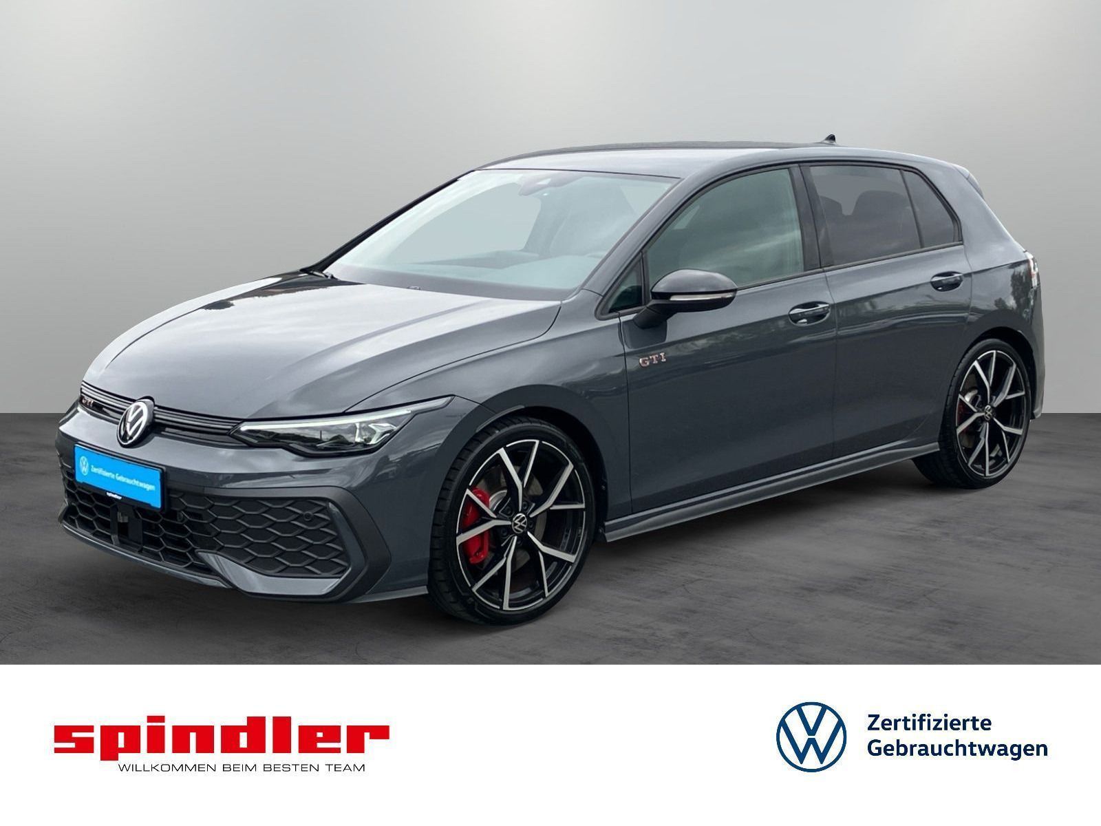 Volkswagen Golf GTI VIII 2.0 TSI DSG BlackStyle Matrix foto 2