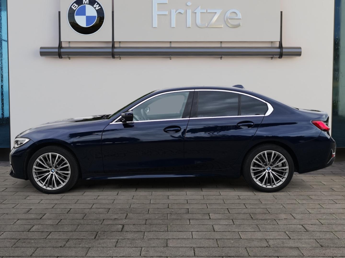 BMW 320 i xDr. Luxury Line LED+LEDER+NAVI+SHZ+PDC
