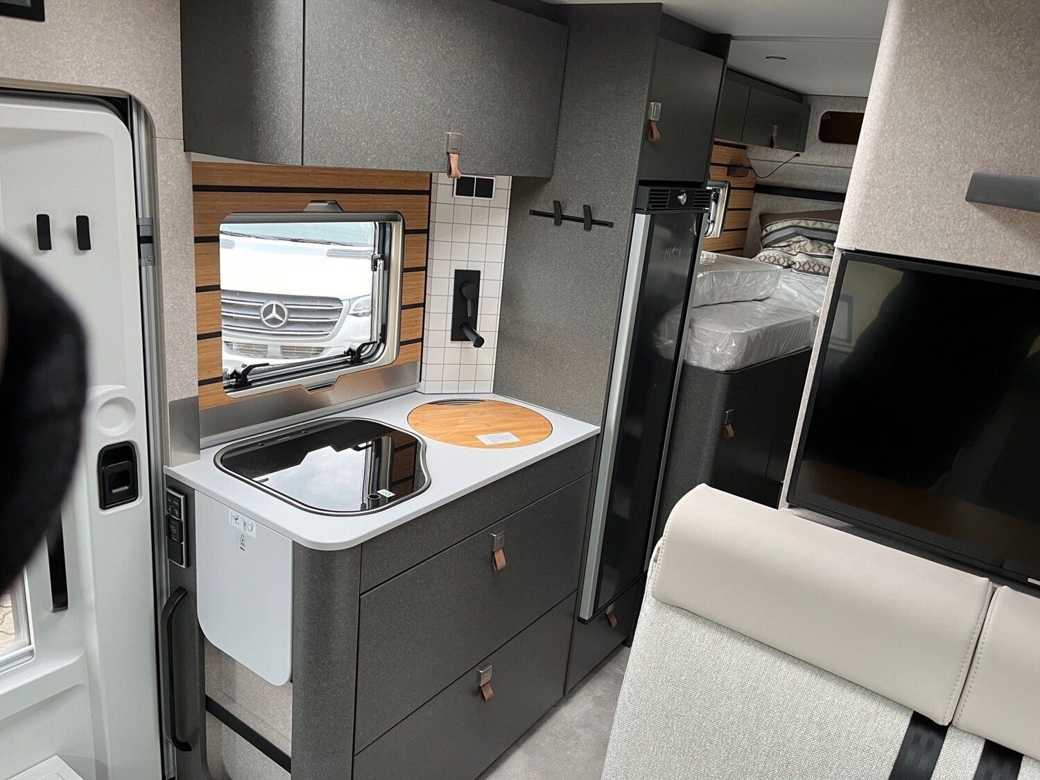 Fahrzeugabbildung HYMER / ERIBA / HYMERCAR ML-T 570 Xperience
