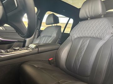 BMW X7 - 4