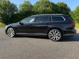 Volkswagen Passat Variant 1.8 TSI DSG Highline Variant R - Volkswagen Passat aus 2017