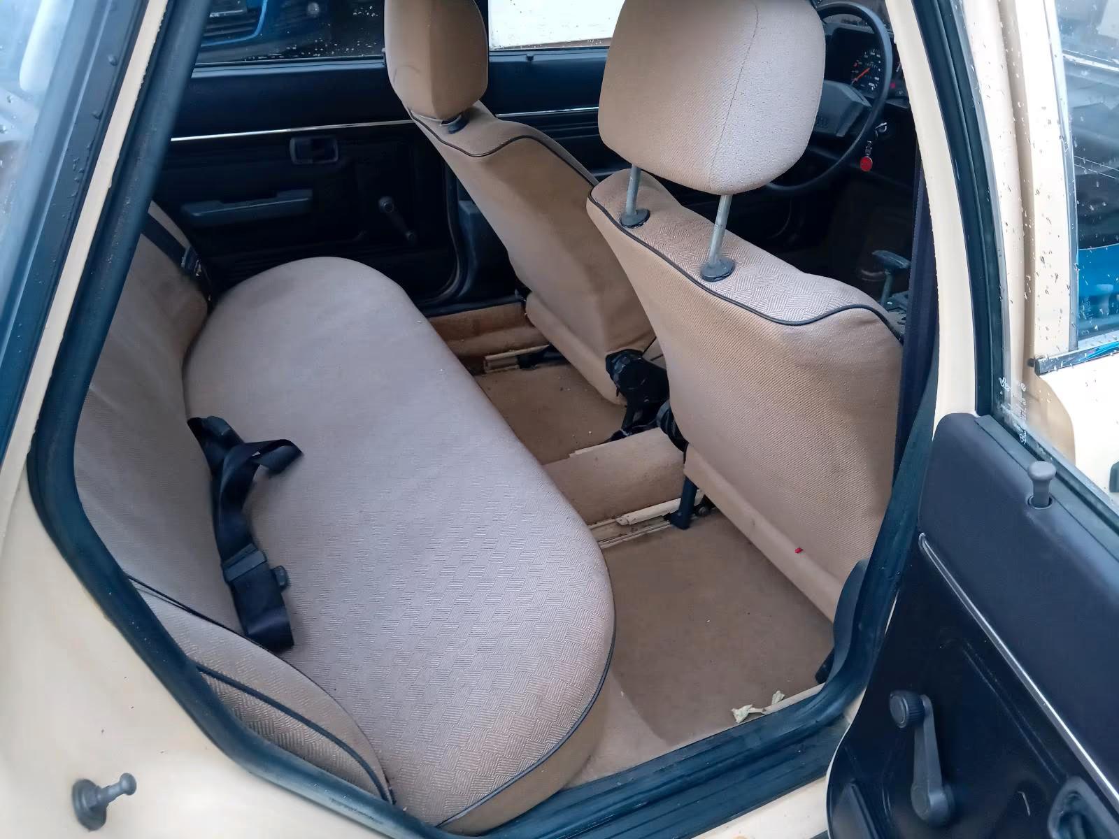Audi 80