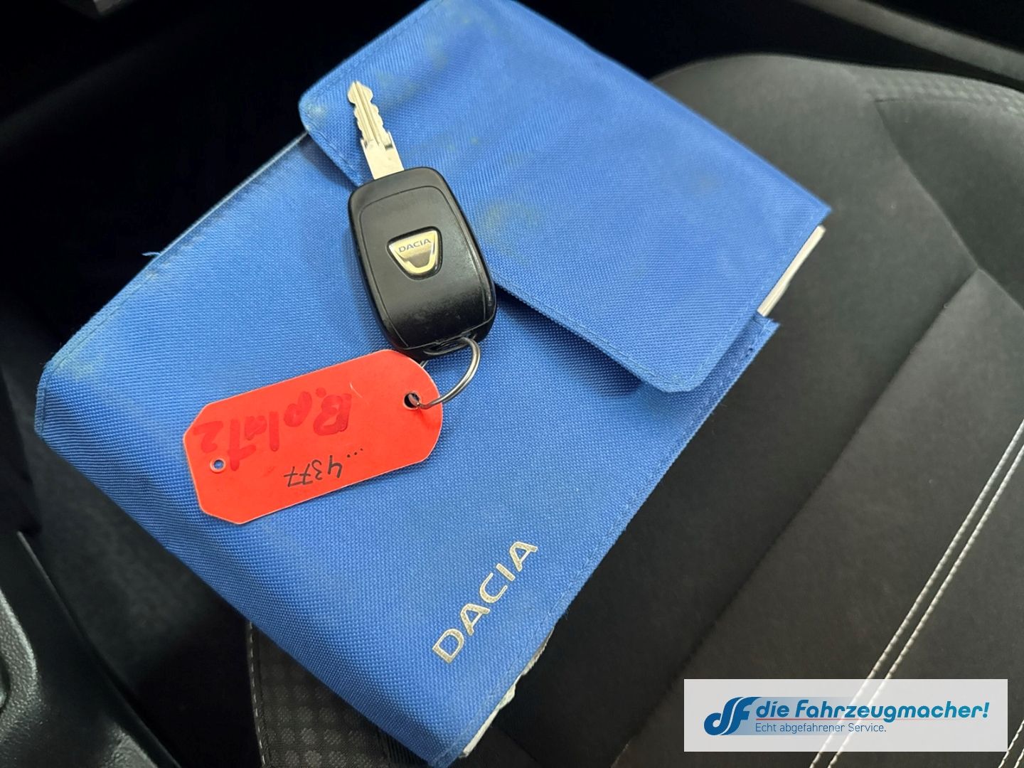 Fahrzeugabbildung Dacia Duster II Comfort 4WD EXPORT SHZ Temp PDC Bergan