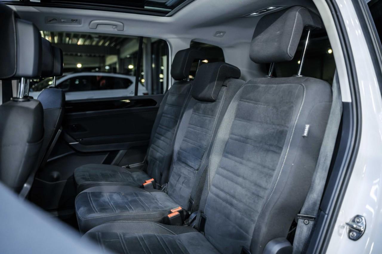 Volkswagen Touran 1.5 TSI DSG R-Line NAVI RFK ACC LED PANO, миниатюра 27