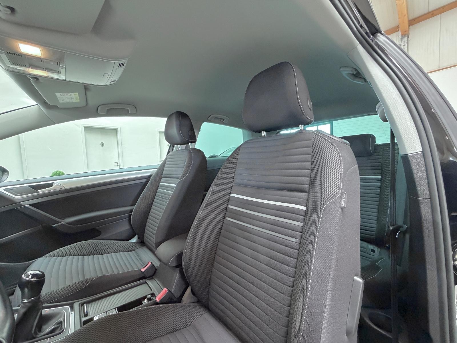 Volkswagen Golf 7 VII Lim. 1.2 TSI BMT CUP Standheizung/1.H