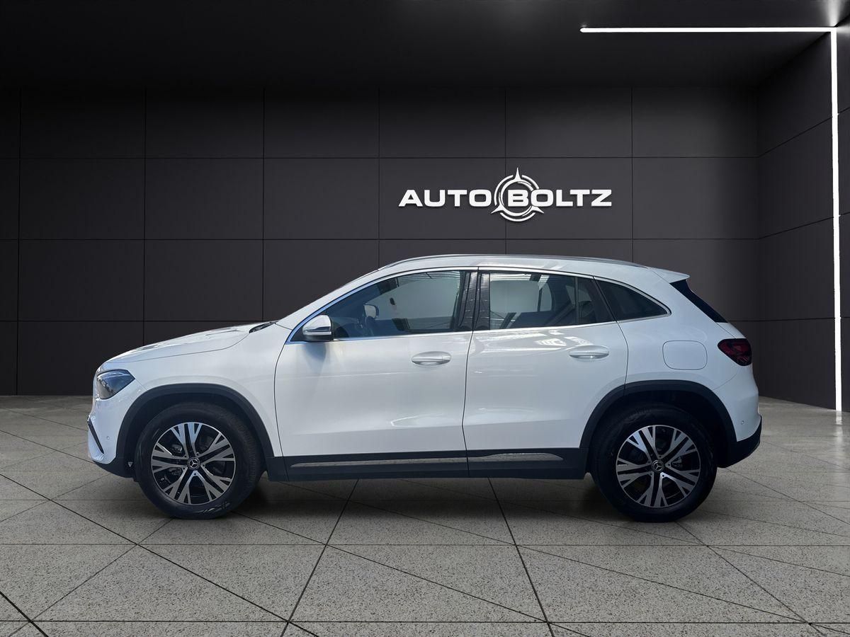 Mercedes-Benz GLA 180 Progressive Line Adv. Winter Kamera MBUX foto 3