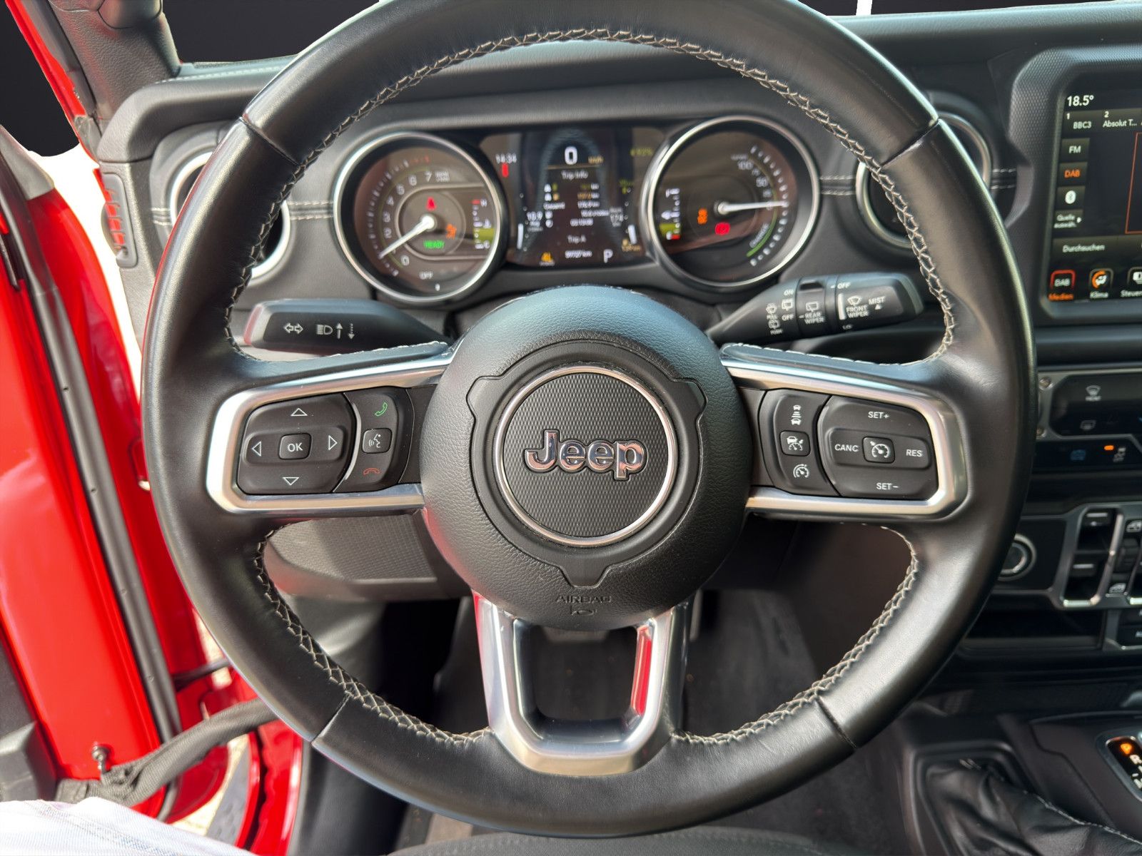 Fahrzeugabbildung Jeep Wrangler Wrangler Unlimited ACC/Keyless/Ambiente