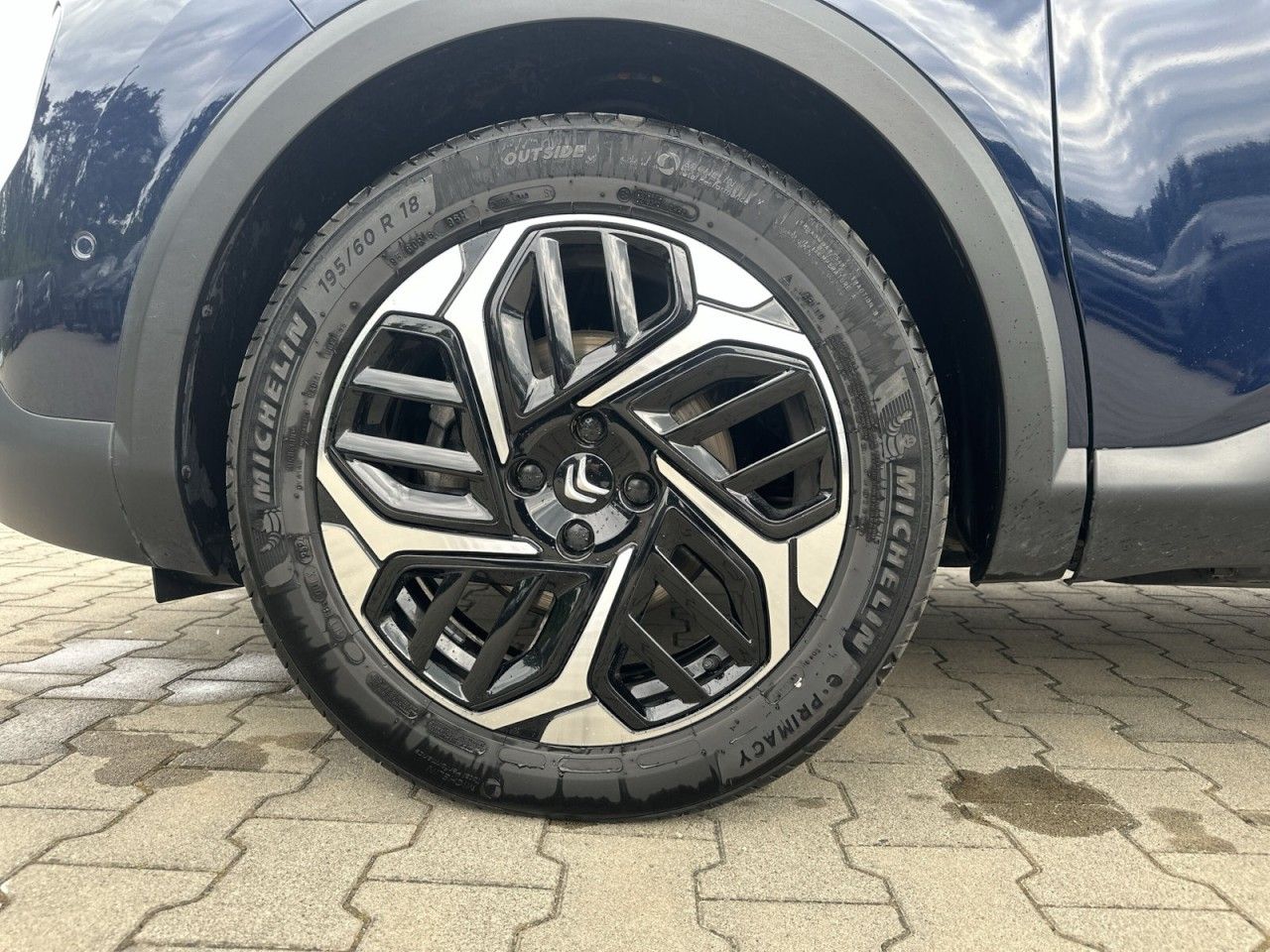 Fahrzeugabbildung Citroën C4 X PureTech 130 S&S EAT8 Max