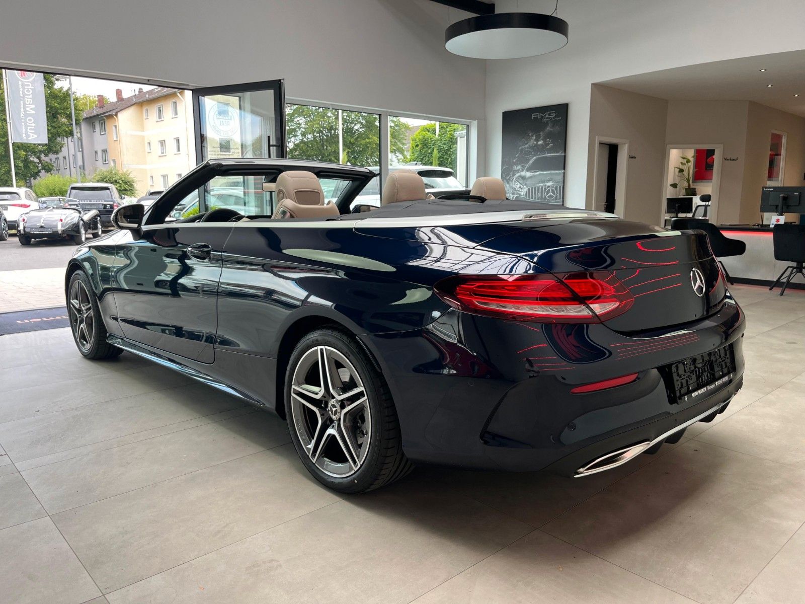 Fahrzeugabbildung Mercedes-Benz C 200 Cabrio AMG-Line*Airscarf*Park-Paket*