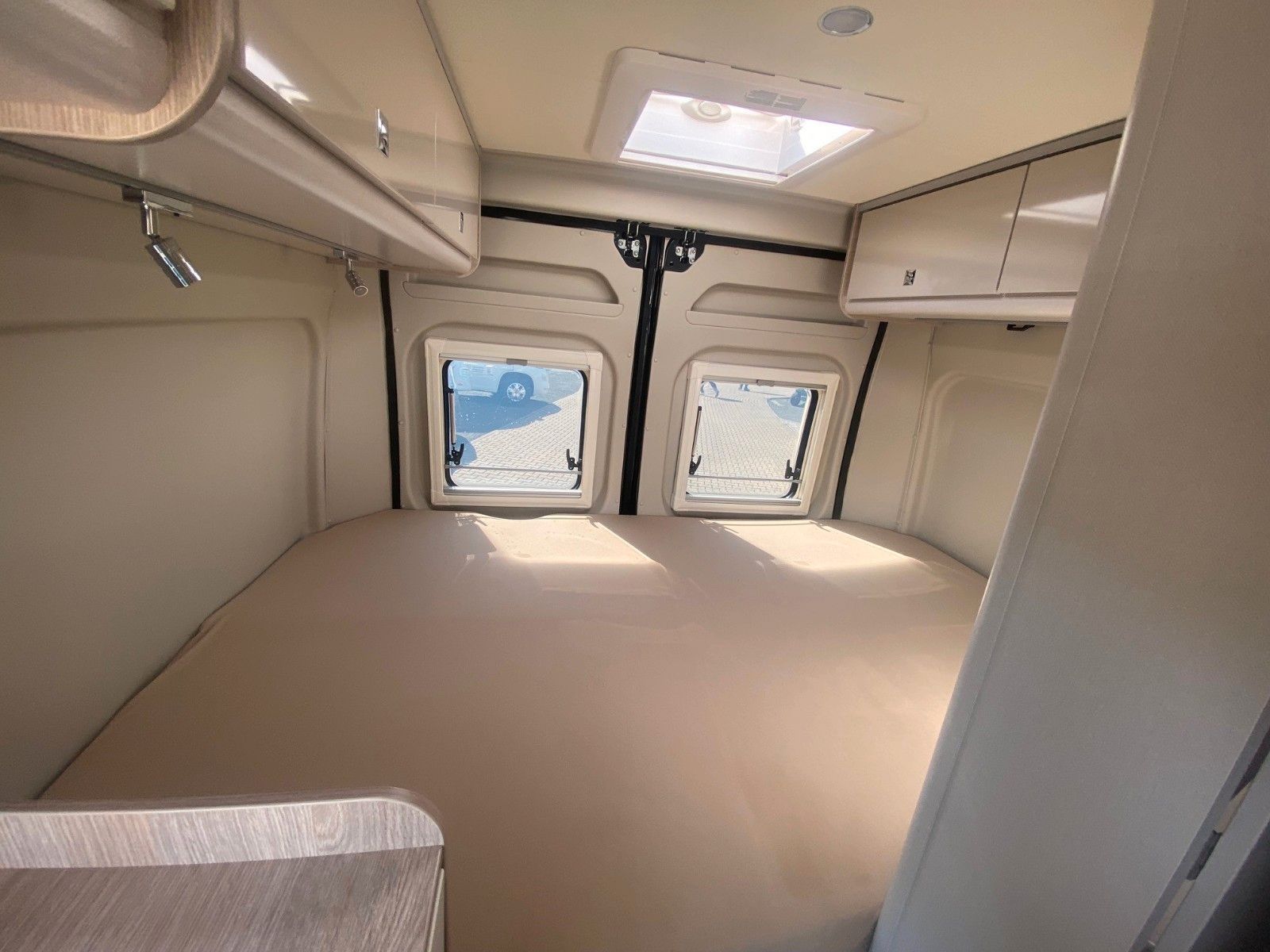 Fahrzeugabbildung Bürstner Campeo C 540 Attractive*Markise*Navi*RFK*Safety
