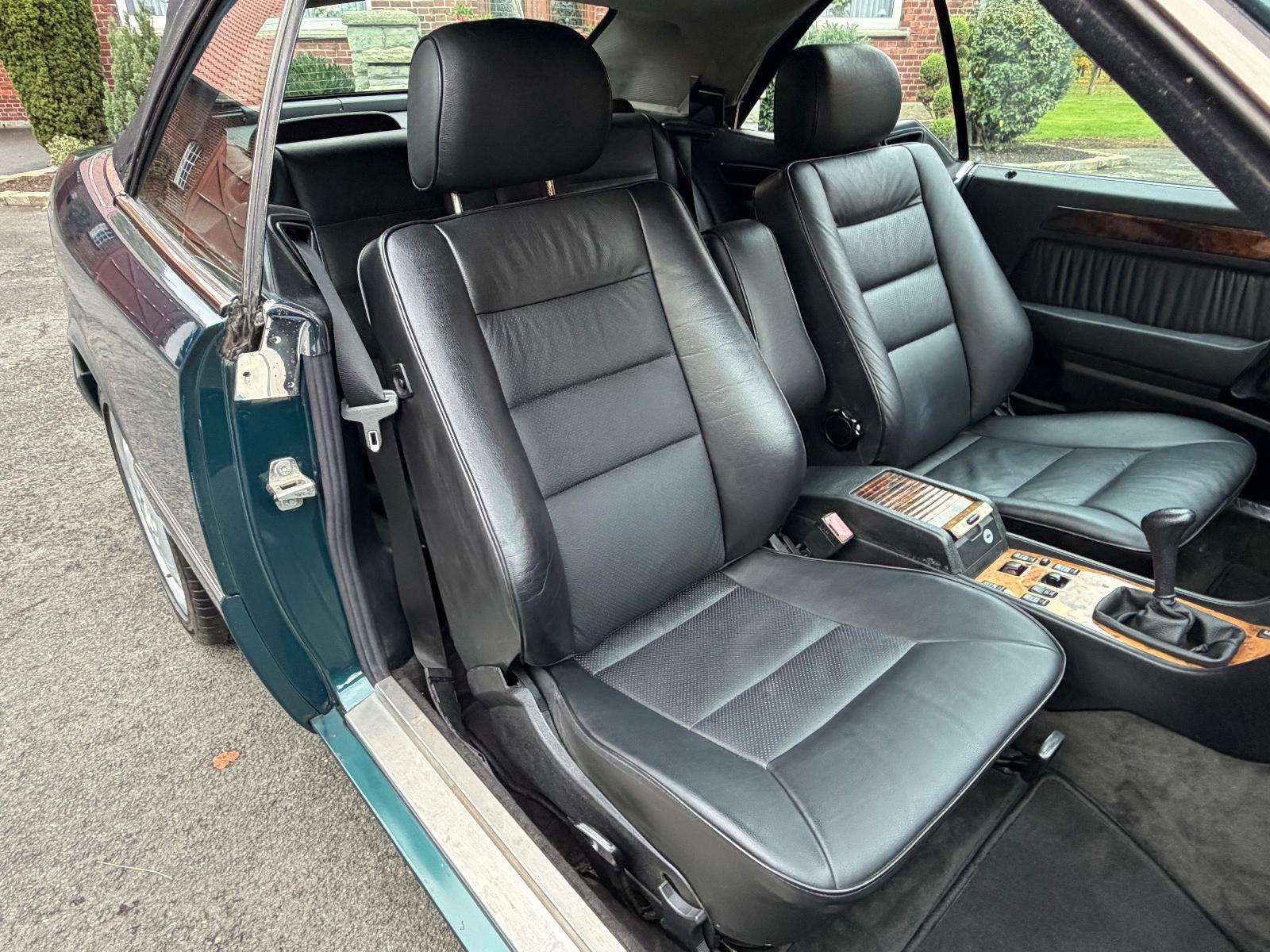 Mercedes-Benz E 220 W124 Cabriolet *Final Edition* *Deutsch*