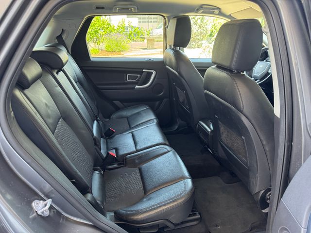 Land Rover Discovery Sport SE AWD