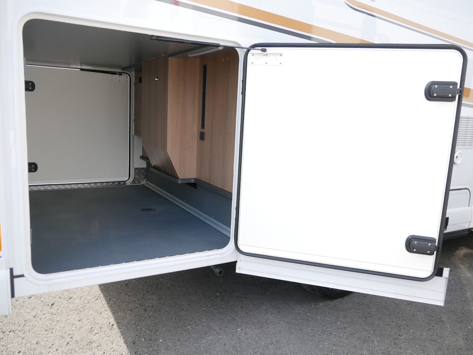 Fahrzeugabbildung Malibu I 490 RB LE comfort Mercedes,Alde,LED,Autom