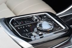 BMW M760 – 19 / 31