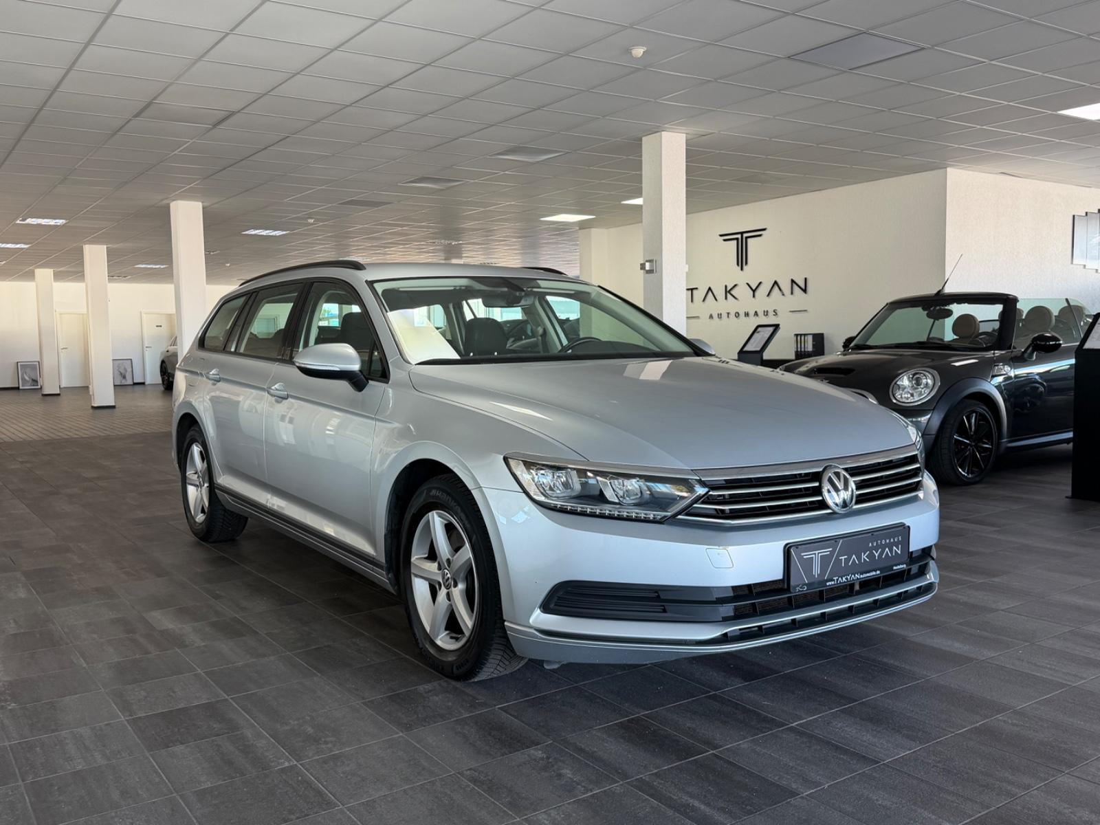 Volkswagen Passat Variant Trendline / 2.Hand / NAVI / LED