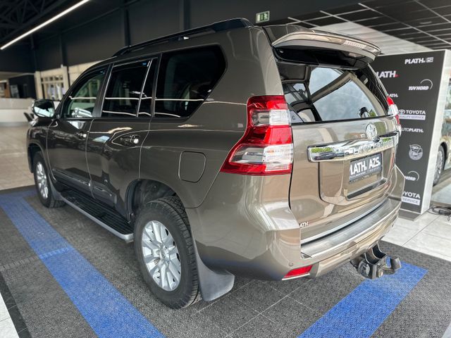 Toyota Land Cruiser  Executive