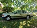 Mercedes-Benz 200 D - Mercedes-Benz Diesel Gebrauchtwagen aus dem Jahr 1985