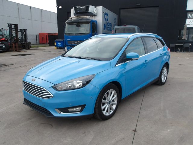 Ford Focus Turnier Titanium (527)