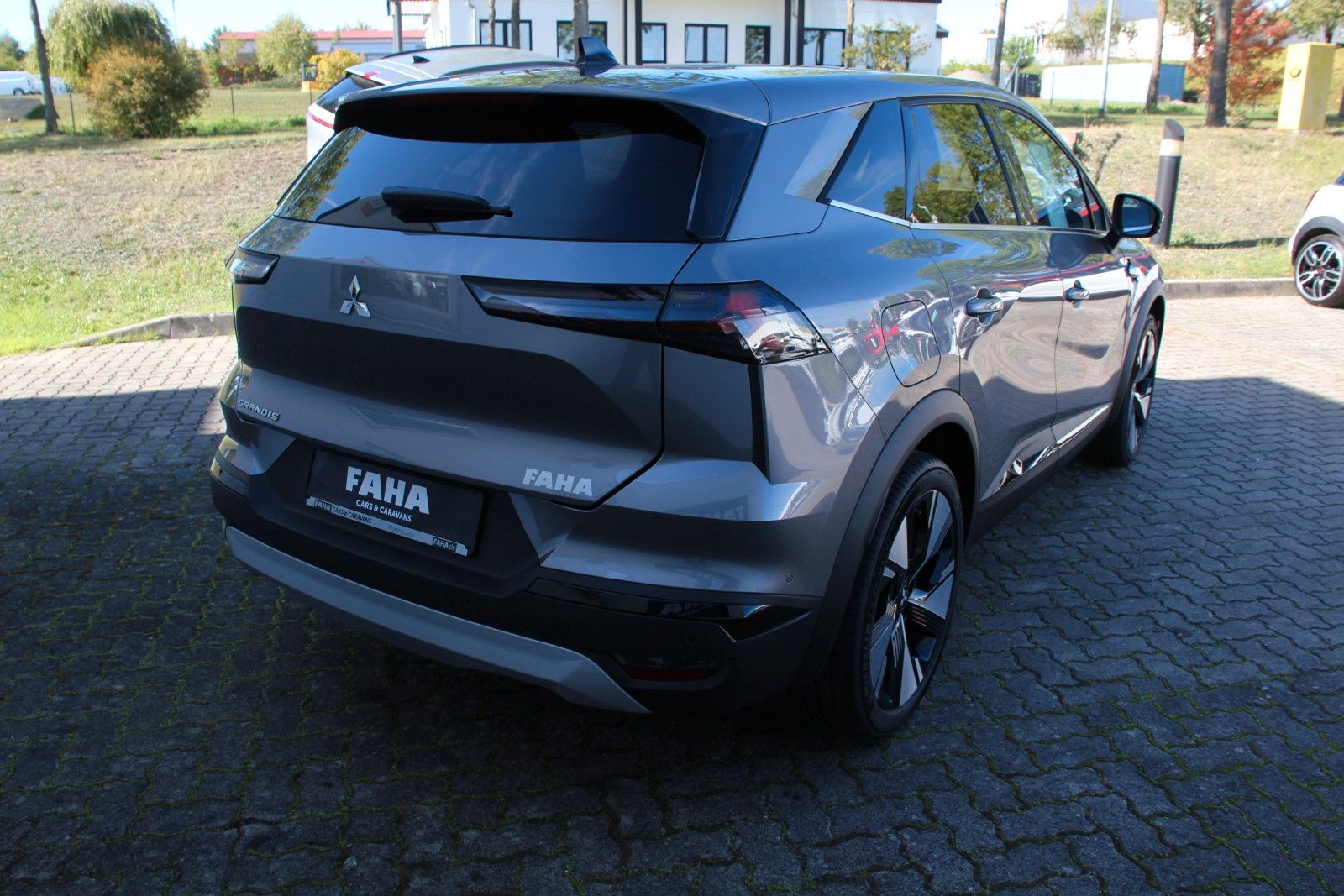 Fahrzeugabbildung Mitsubishi Grandis 1.3 Intro Edition