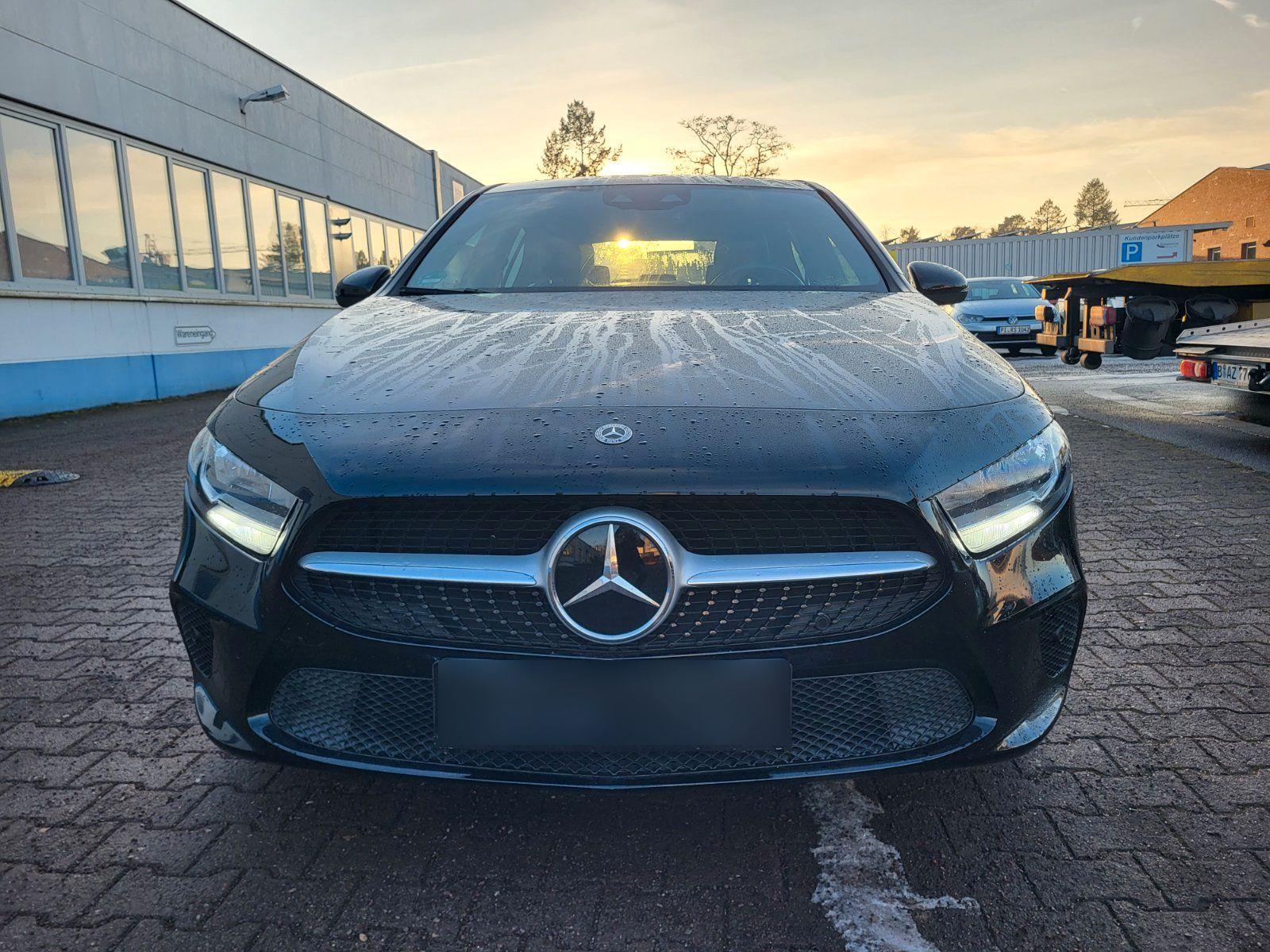 Mercedes-Benz A 200