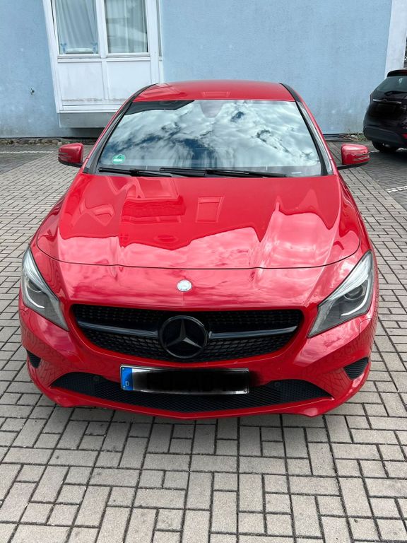 Image of Mercedes-Benz CLA 200